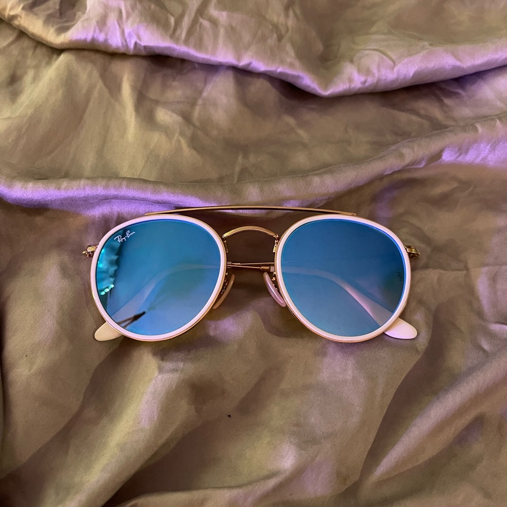 Ray-ban blue mirror round aviator!